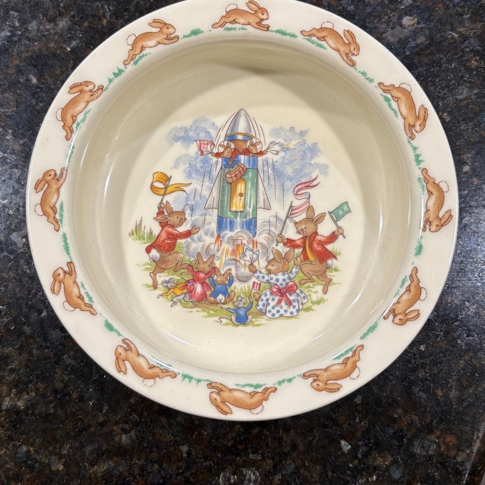 BUNNIKINS Vintage 6" Ceramic Bowl